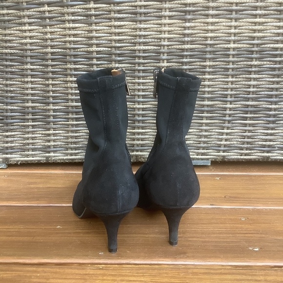 Brenda Zaro Black Suede Ankle Booties Made in Spain - Picture 5 of 11